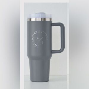 NWOT Modern Horse Large Stainless Steel Travel Tumbler.